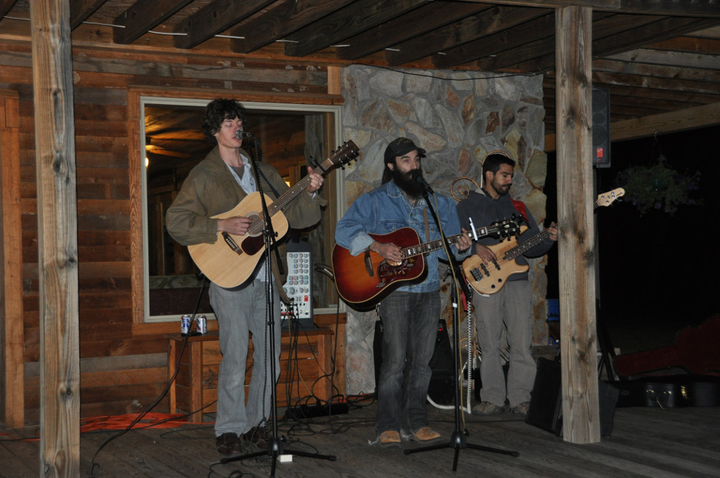 Live band at Singletree by Hanging Rock