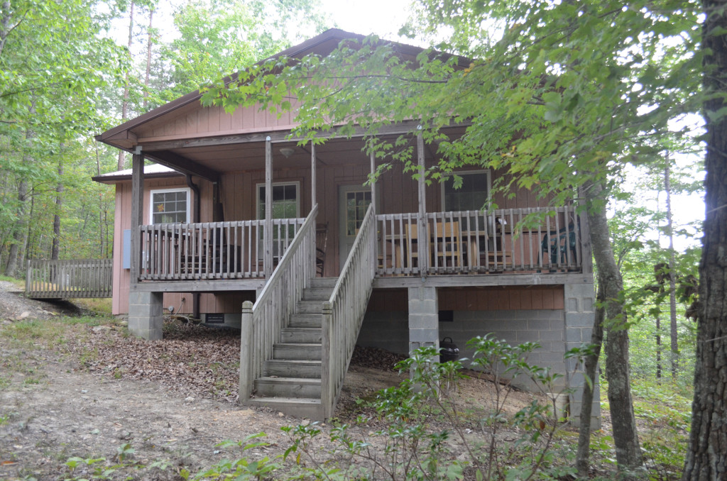 Cabin at Singletree Inn and Lodge near Hanging Rock NC